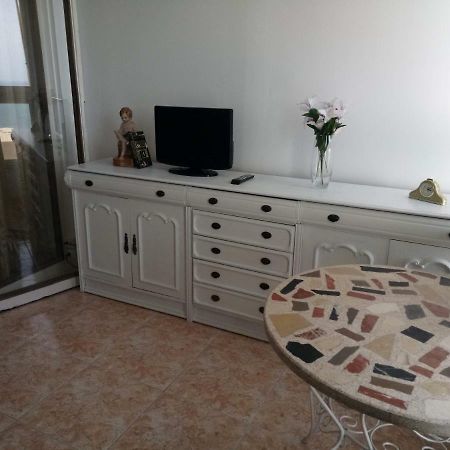 Apartamento En Albufereta Con Vistas Al Mar Apartment Alicante Exterior photo
