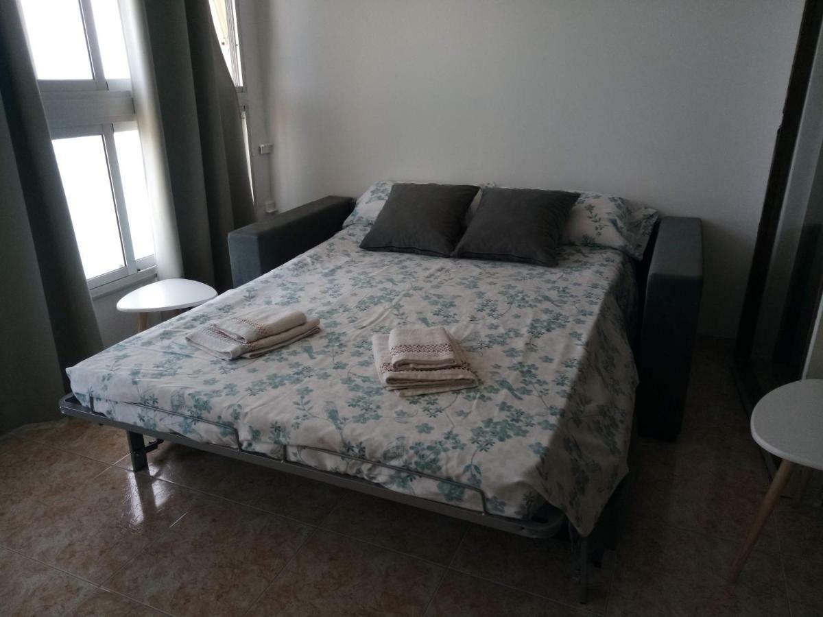 Apartamento En Albufereta Con Vistas Al Mar Apartment Alicante Exterior photo